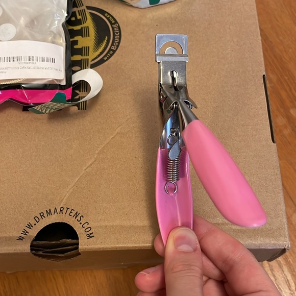 Acrylic nail tools - Picture 3 of 4